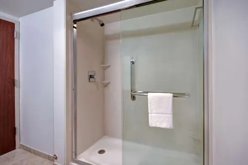 Ảnh Hampton Inn & Suites Alexandria Old Town Area South