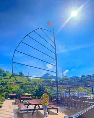 Ảnh Rocks Ha Giang Hostel-Tour & Motobikes Rental