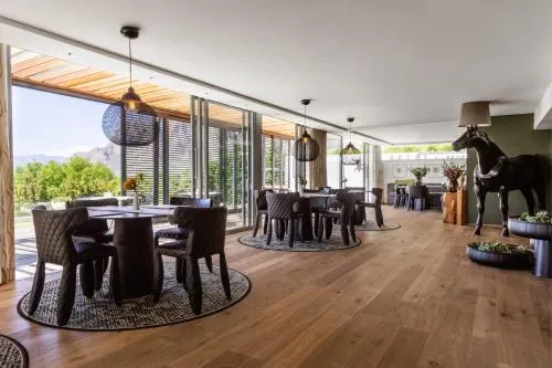 Ảnh Clouds Wine and Guest Estate