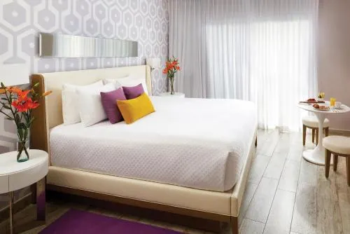 Ảnh The Fives Beach Hotel and Residences - All Senses Inclusive