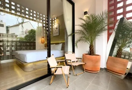 Ảnh Kin Wander Tan Phong, The Moonage