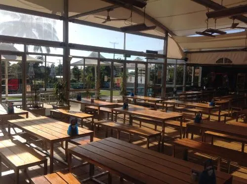 Ảnh Tannum Sands Hotel / Motel