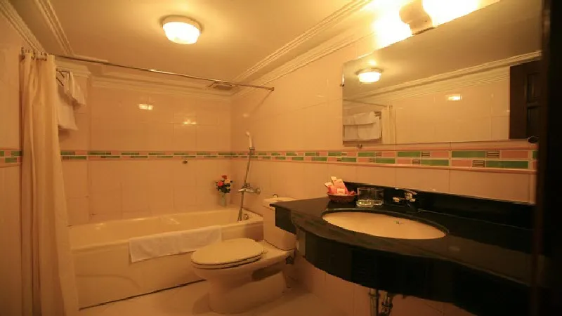 Ảnh Khách Sạn Lucky 2