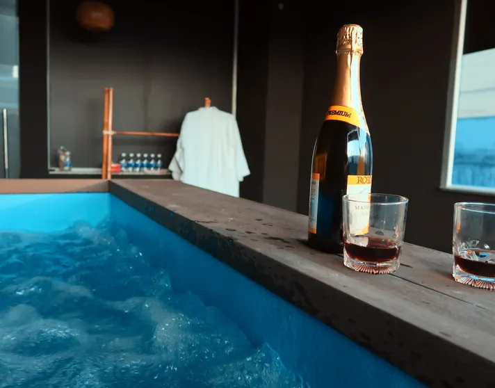 Ảnh Khách Sạn Lồng Đèn Đỏ