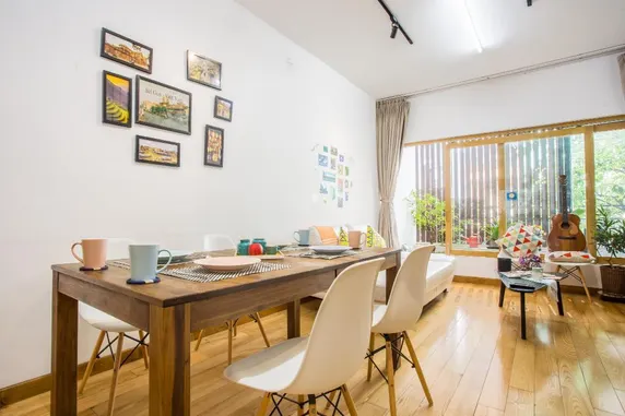 Ảnh Nhà mặt đất 200 m² 3 phòng ngủ, 5 phòng tắm riêng ở Bình Thạnh (HUGE-STYLISH- TOWN HOUSE FOR BIG GROUP NEAR CENTER)