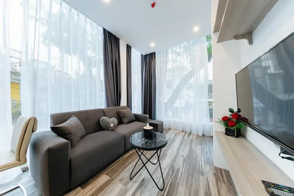 Ảnh Chung cư 38 m² 1 phòng ngủ, 1 phòng tắm riêng ở Quận Hoàn Kiếm (Full Light Apartment, Perfect Location (202))