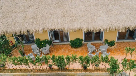 Ảnh Bungalow 30 m² 1 phòng ngủ, 1 phòng tắm riêng ở Khu Chi Lăng (Cocoon Bungalow - Family Room With Green Space)