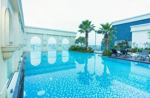 Ảnh Ami Splendid Rooftop Pool