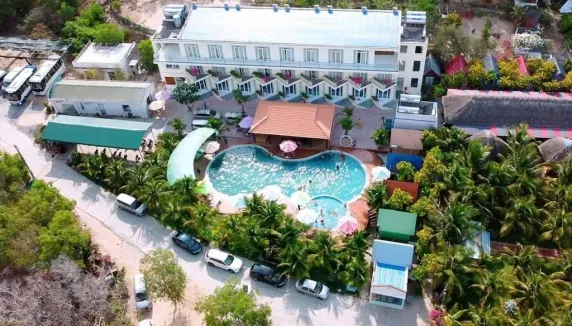 Ảnh Bảo Anh Sunset Beach Lagi