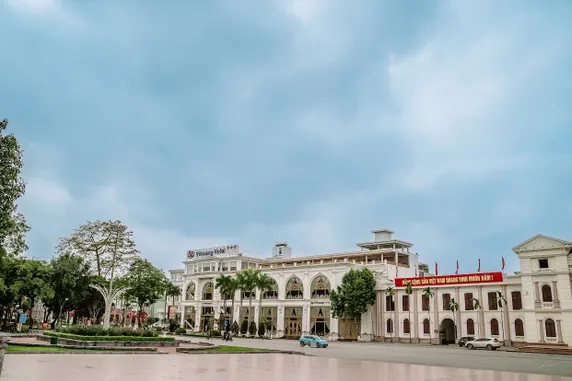 Ảnh Khách Sạn Vị Hoàng