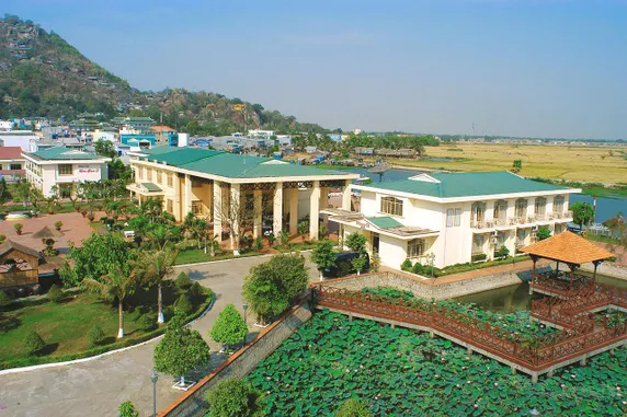 Ảnh Phong Lan Resort (Tên cũ: Bến Đá Núi Sam)