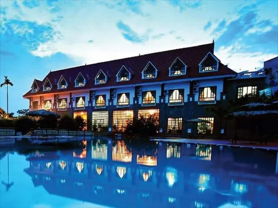 Ảnh VResort Hòa Bình