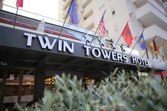 Ảnh Twin Towers Hotel