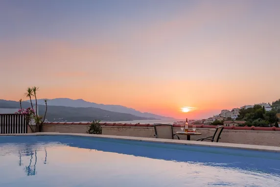 Ảnh Virginia Hotel