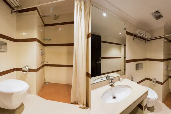 Ảnh The Senate Hotel