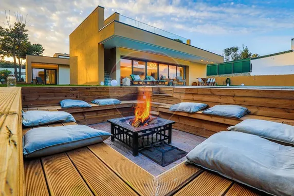 Ảnh Modern 4-bed Villa 4K Beach 30k Lisbon