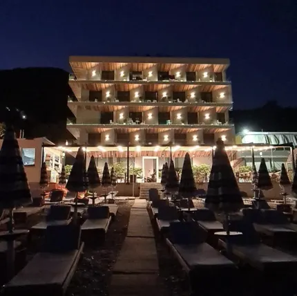 Ảnh Hotel Aross