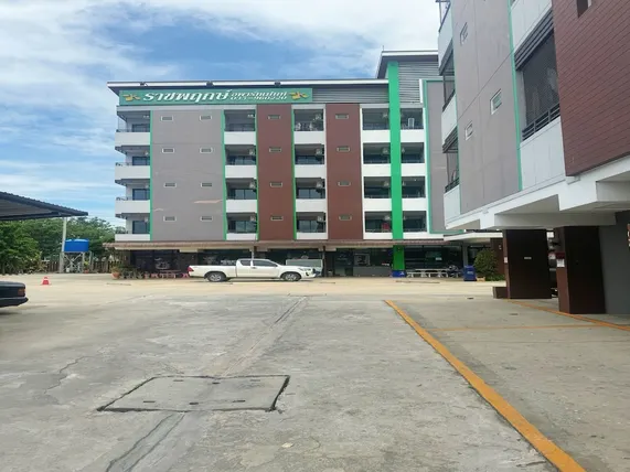 Ảnh OYO 75506 Ratchapruek Apartment Suphanburi