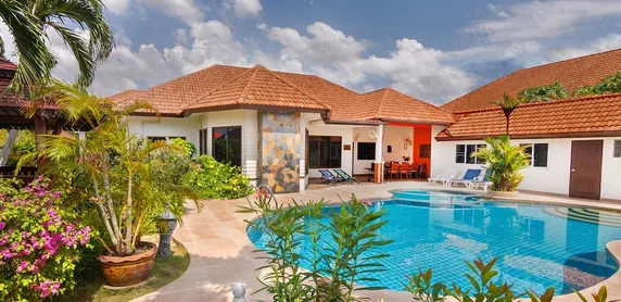 Ảnh Pattaya Hill, Near the City and Beach