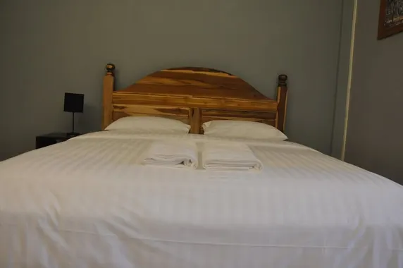 Ảnh Pilgrim's Kitchen & Inn