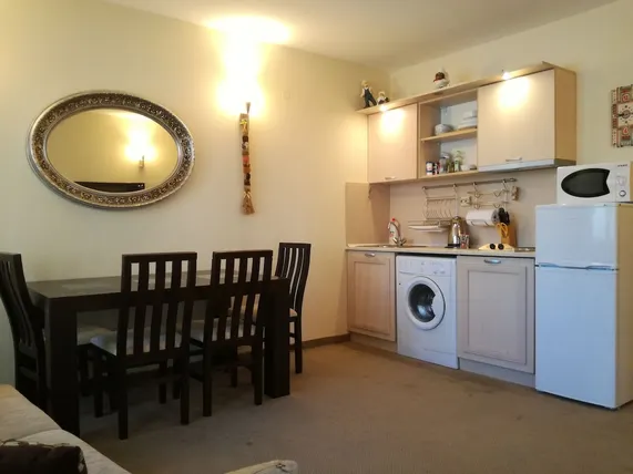 Ảnh Two Bedroom Apartment with Kitchen