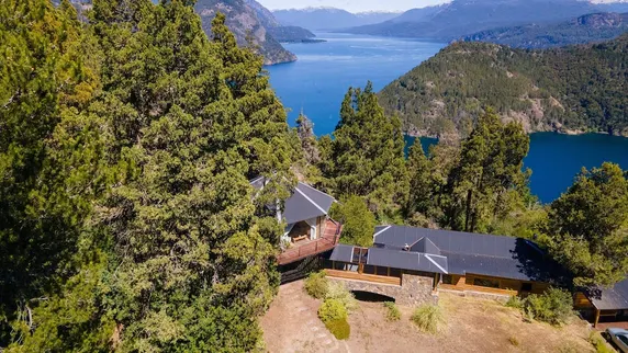 Ảnh Arrayan Lake View Mountain Lodge & Casa De Te Arrayan