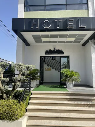 Ảnh Hotel New York Kamez