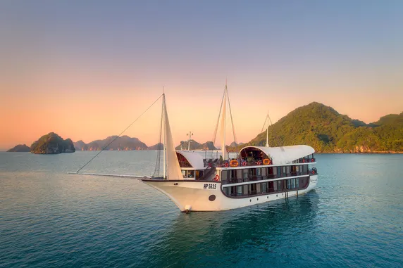 Ảnh Sena Cruises - Wonder On Lan Ha Bay