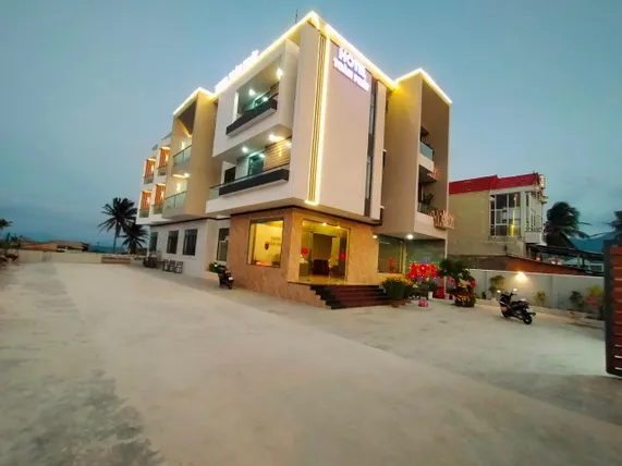 Ảnh Toan Phat Hotel Dốc Lếch