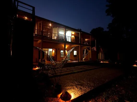 Ảnh Forest Floor Lodge