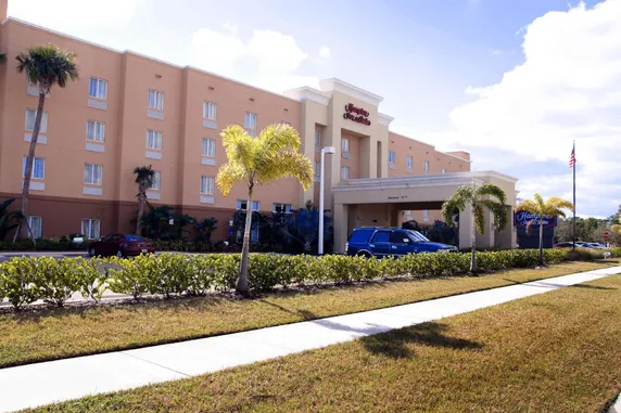 Ảnh Hampton Inn and Suites Ft. Pierce