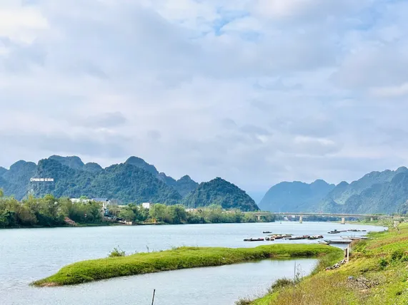 Ảnh Bamboo Riverside Home