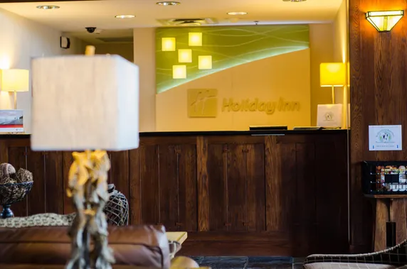 Ảnh Holiday Inn Hotel Pewaukee-Milwaukee West
