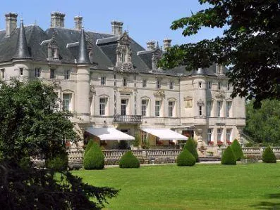 Ảnh Chateau des Monthairons Hotel Restaurant GastroMaison Spa privatif