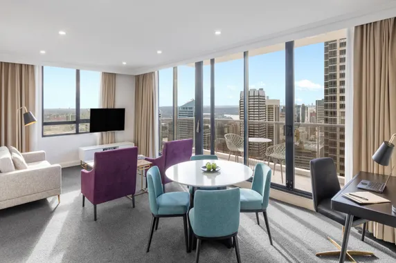Ảnh Meriton Suites Pitt Street