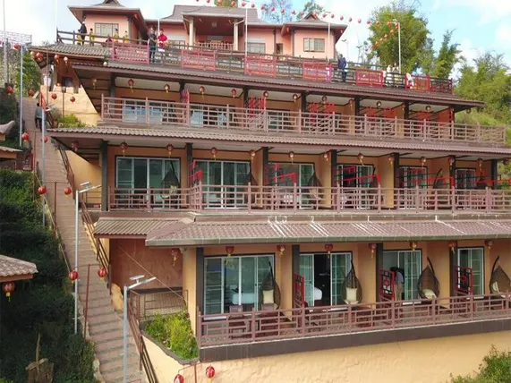 Ảnh Chasa Rakthai Resort 