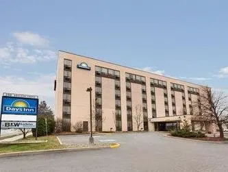 Ảnh Days Inn by Wyndham Ottawa West