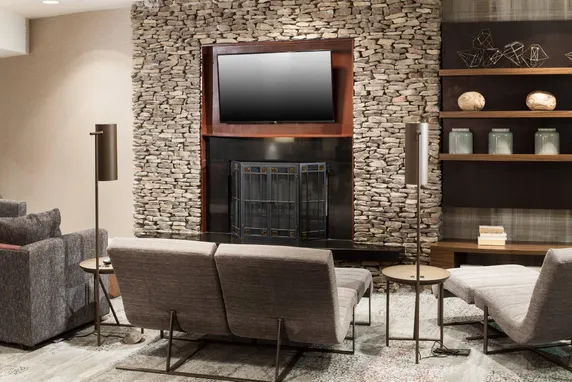 Ảnh Courtyard Hattiesburg