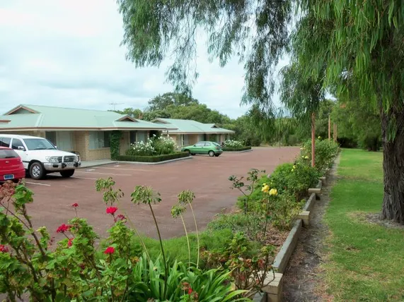 Ảnh Emu Point Motel & Apartments