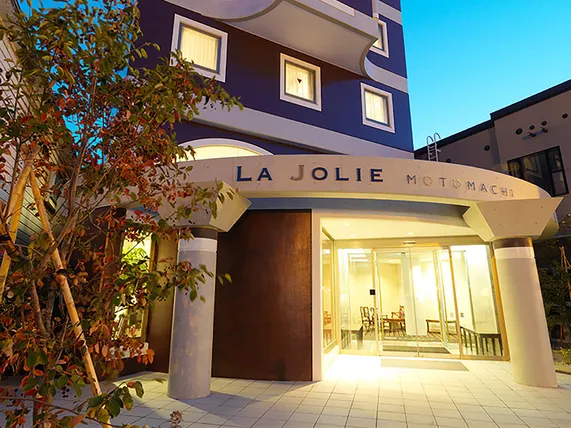 Ảnh LA JOLIE MOTOMACHI