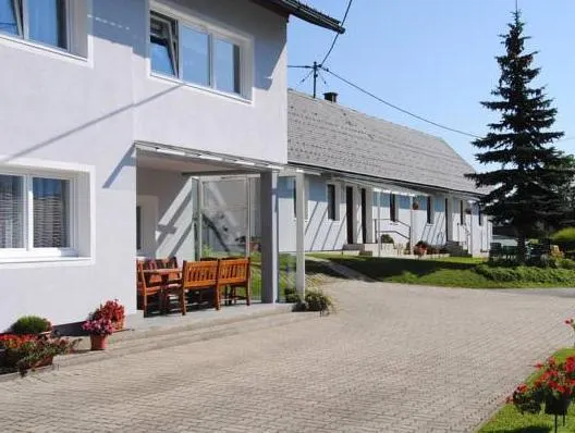 Ảnh Kronhofer – Apartments & Erlebnis-Imkerei