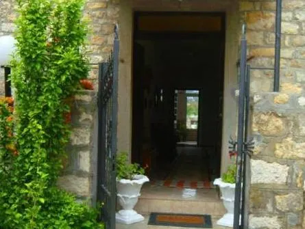 Ảnh Apartments Antigona Old Town