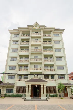 Ảnh V Crown Hotel