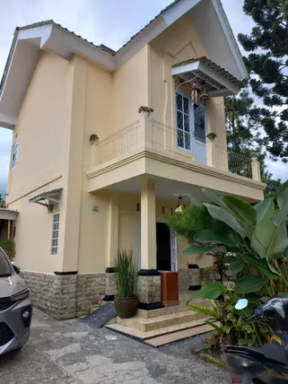 Ảnh Villa Edwin 2 Lantai Cisarua Puncak Bogor