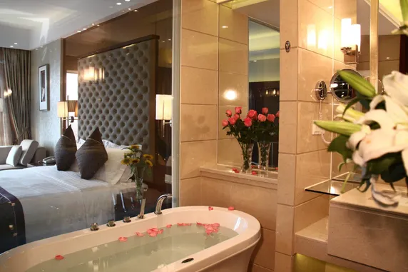 Ảnh Dong Guan Long Quan Guo Ji Grand Hotel