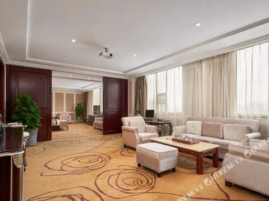 Ảnh Elong Xicheng International Hotel (Baiyun Station Huangshi Branch)