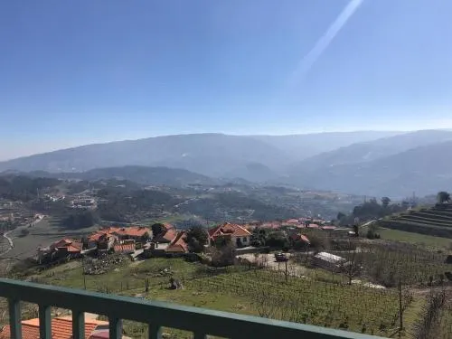 Ảnh Douro vineyards and Mountains