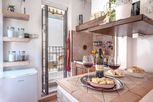 Ảnh Ferrara Mercato Fancy Studio