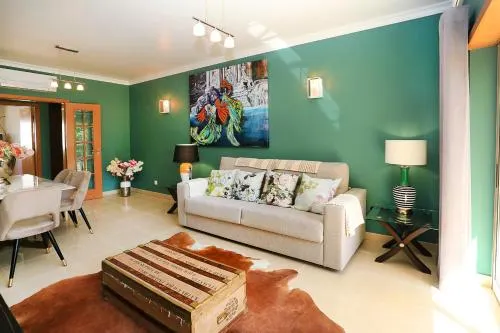 Ảnh HENRI'S APARTMENTS - Pátio do Convento