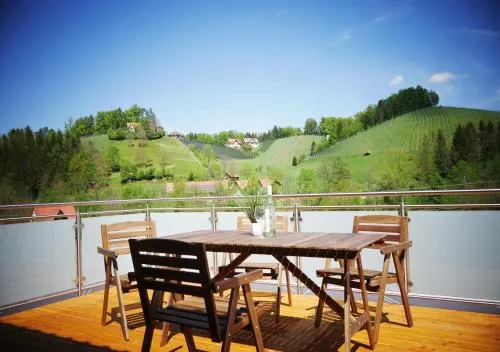 Ảnh CLAUS RESCH APPARTEMENTS - E-Bike, Wandern, Minigolf, Familie, Urlaub an der Weinstraße